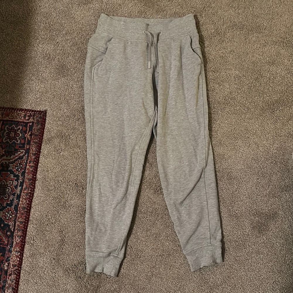 Light Gray Lulu Lemon Sweatpants